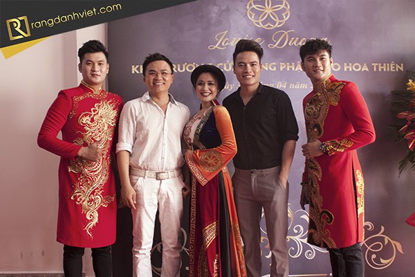 Khai trương cửa hàng Phật giáo