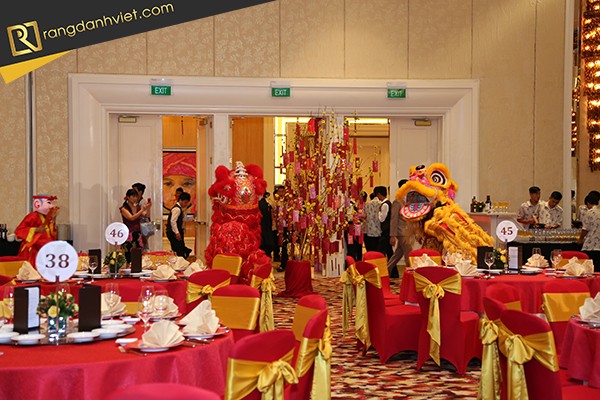 chuẩn bị tổ chức tất niên